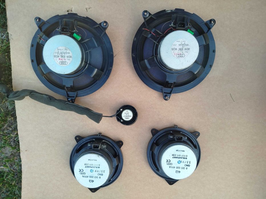 Audi A4 B5 Avant głośniki subwoofer wzmacniacz instalacja blaupunkt