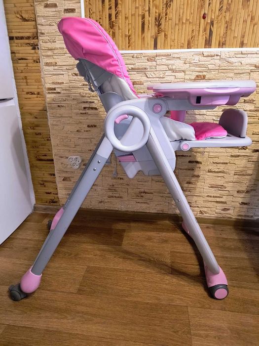 Дитячe крісло для годування Chicco ooly star 2