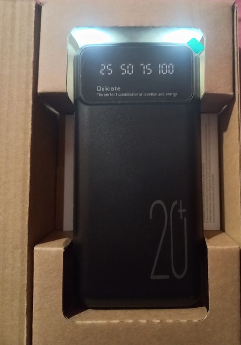 Павербанк 20000 та лампочки для нього