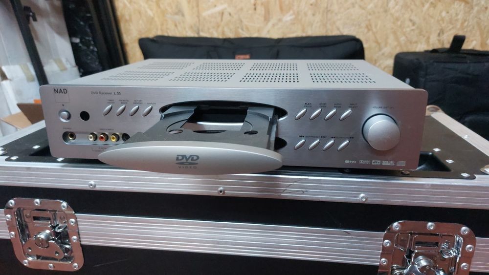 NAD L53 amplituner DVD