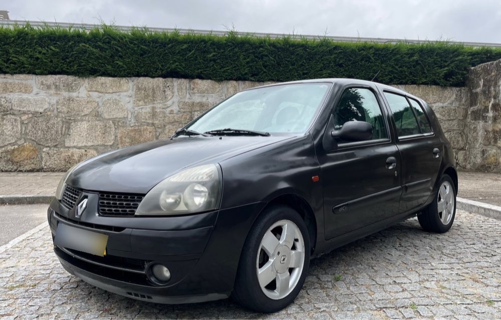 Renault Clio 1.5 DCI - 2002 5 Lugares