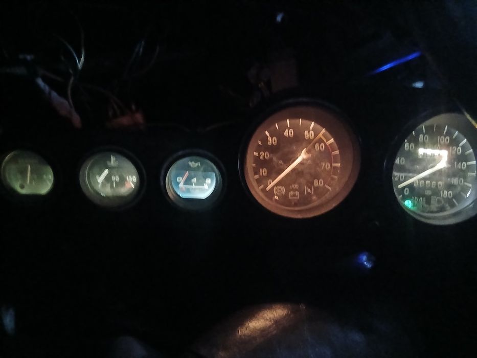 Продам ВАЗ 21013
