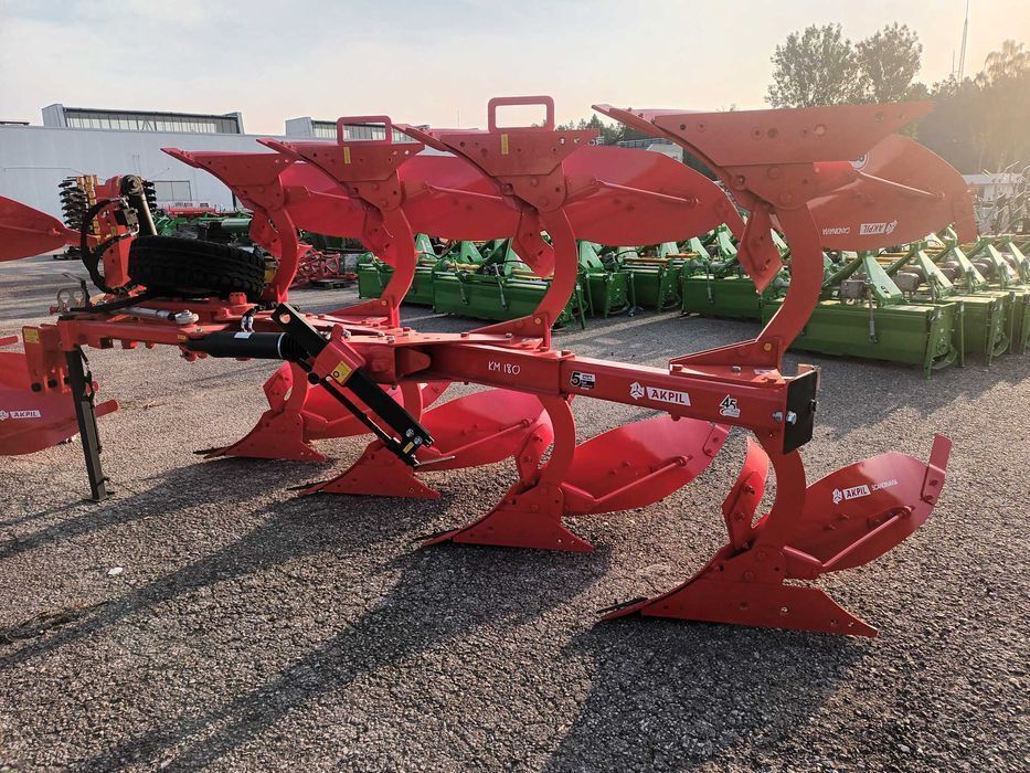 Pług obrotowy AKPIL KM 180 3+, 3+1, 4+ (kołek, resor, hydraulika)
