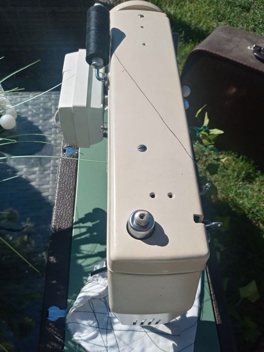 Maszyna do szycia ŁUCZNIK