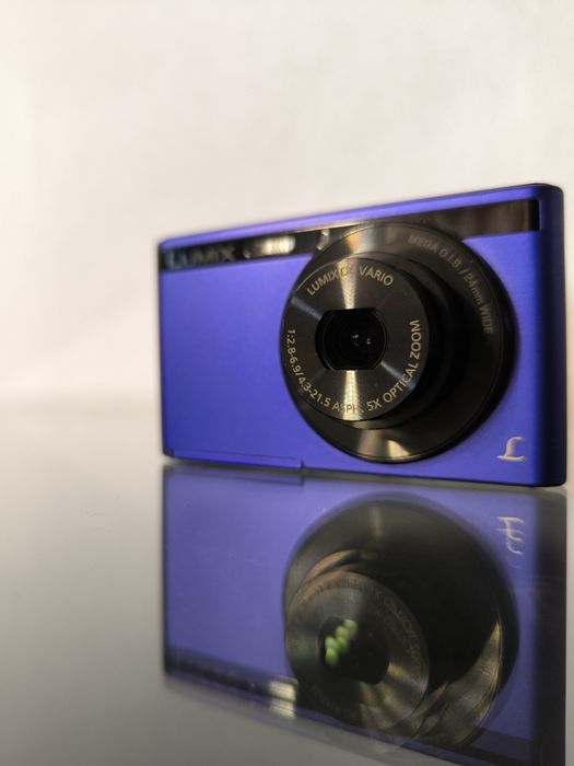 Panasonic Lumix DMC-XS1