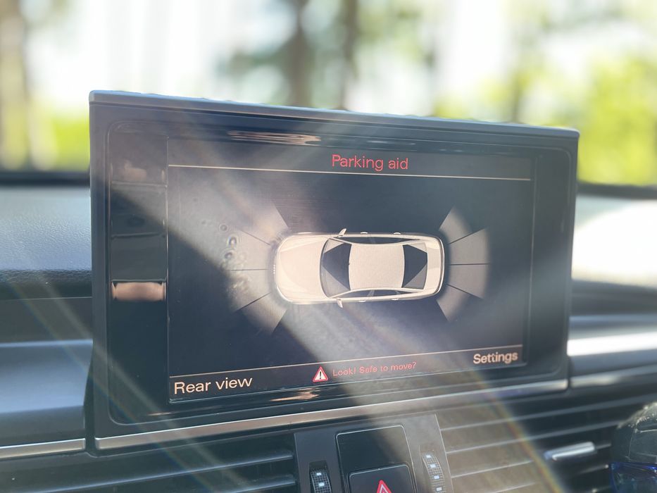 AUDI A6 c7 Premium Plus  12/2011р
