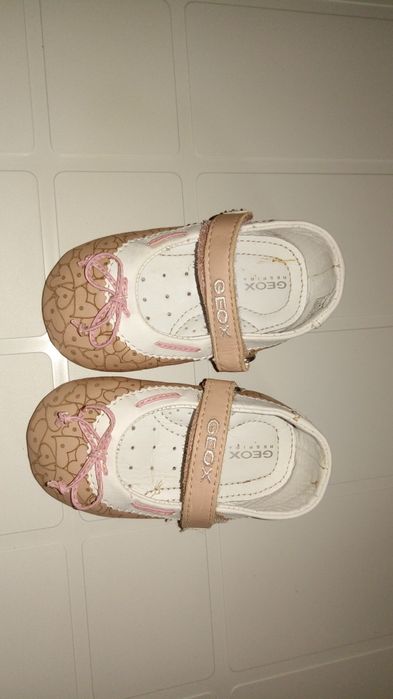 Calçado marca lote criança