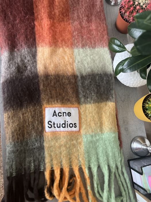 Шарф, палантинка, аксесуари Acne Studios