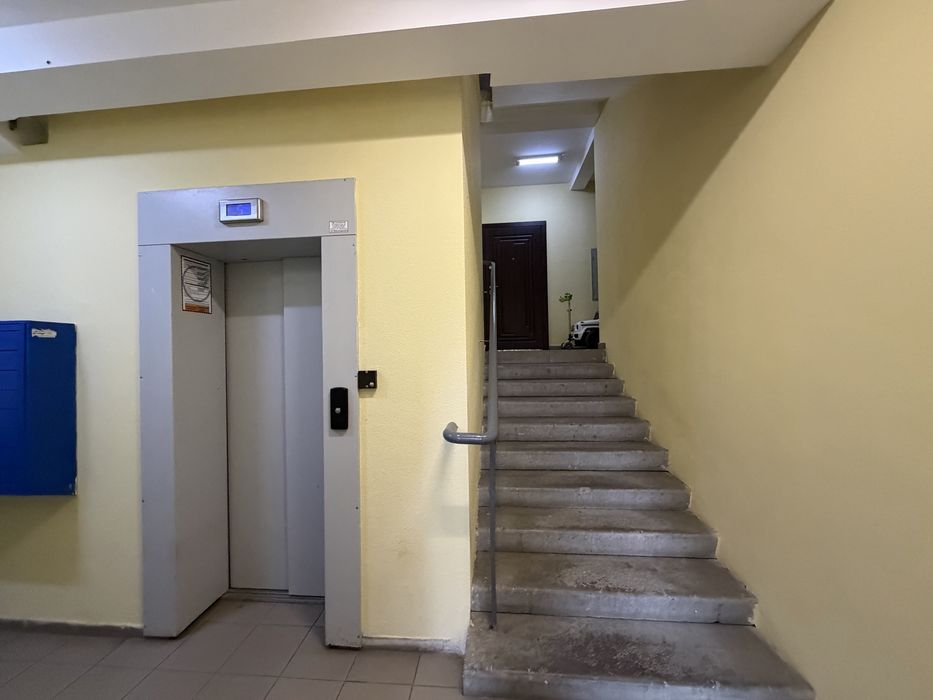 Продаж просторої 2-кімнатної квартири в ЖК «Кришталеві джерела» (вул. Метрологічна, 109)