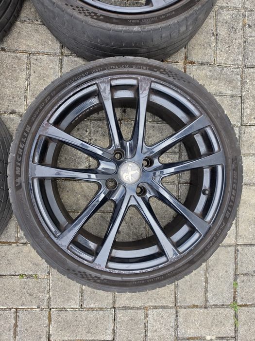 Jantes 17 com pneus Michelin