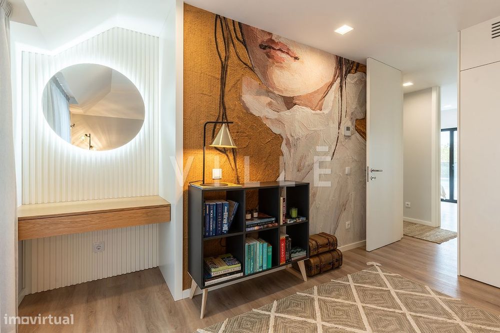 Exclusivo Apartamento T4 Duplex com Varanda e Terraço com vistas