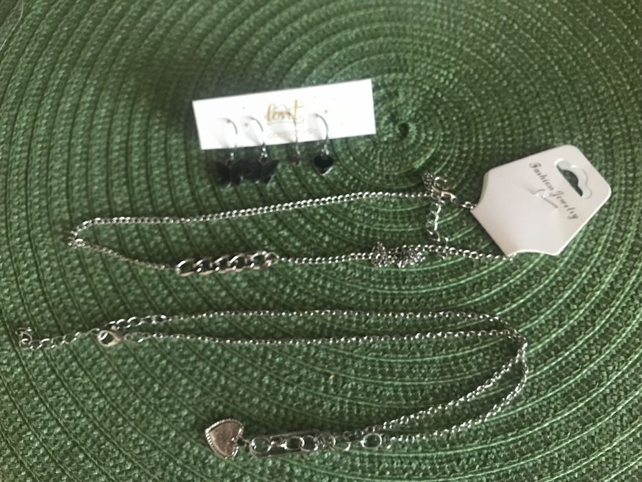 Лот біжутеріі, все нове