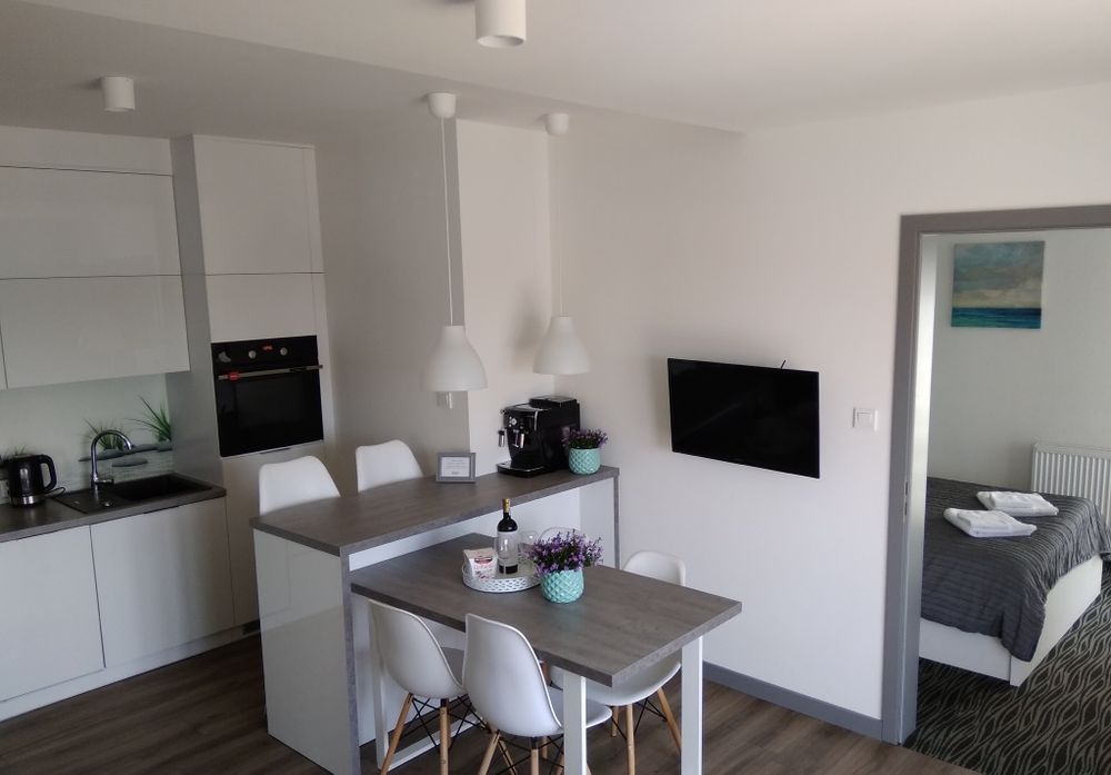 Wakacje Apartament 5 Mórz z widokiem na morze.Basen/Jacuzzi/Sauny w cenie