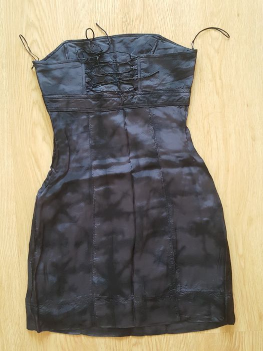 Vestidos pretos Vários64584748457090123