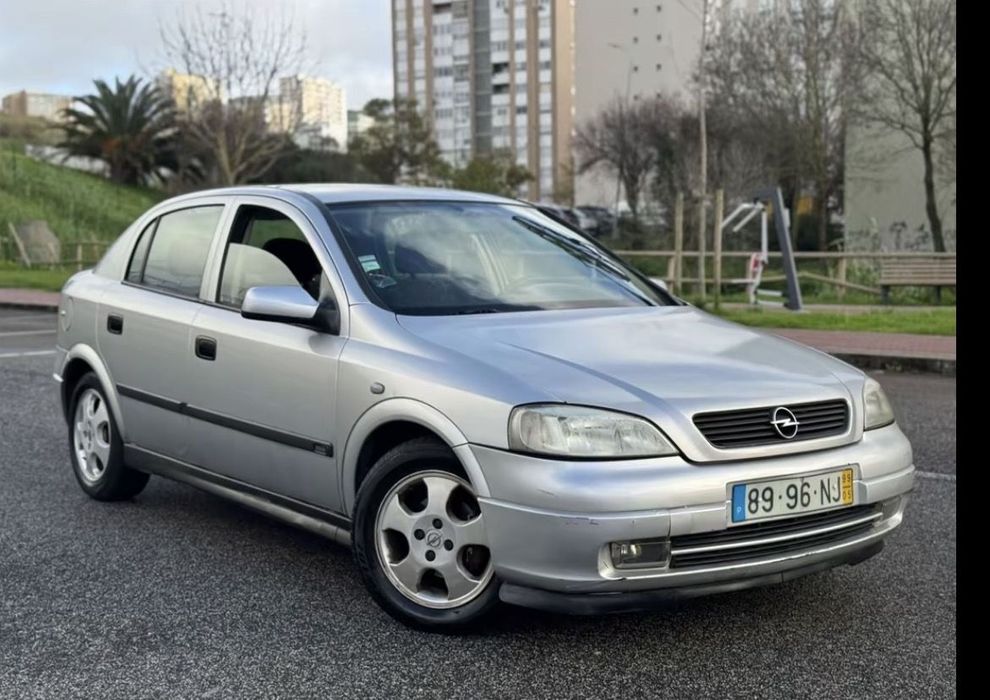 Opel Astra 1.4 100