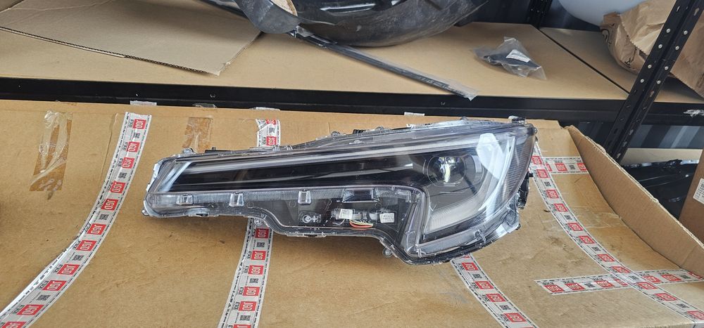 Toyota Corolla E21 lift lampa reflektor Full led lewa przód przednia 81150-02X10 igła EU OE