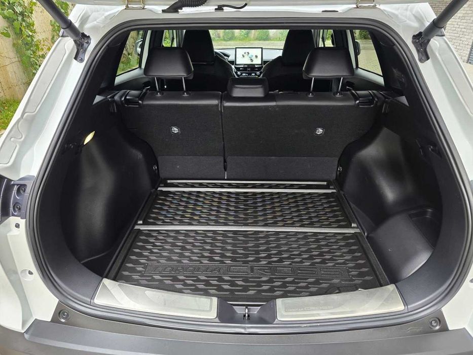 Продам  Toyota Corolla Cross 2024. Можна в розстрочку, під викуп.