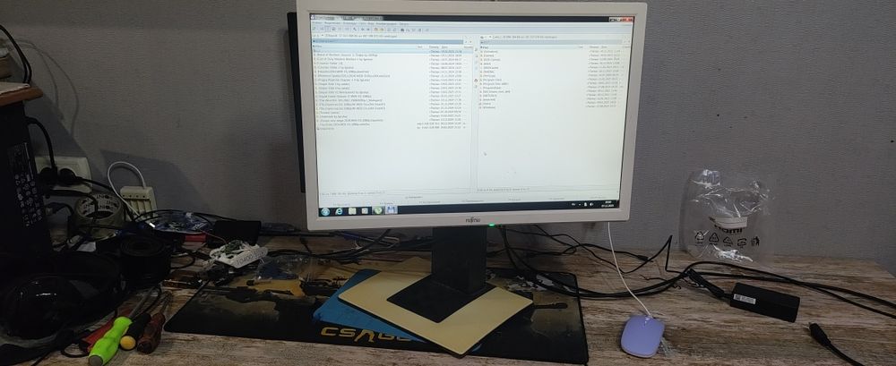 Монітор Fujitsu B22W-5 22" динаміки з кабелями