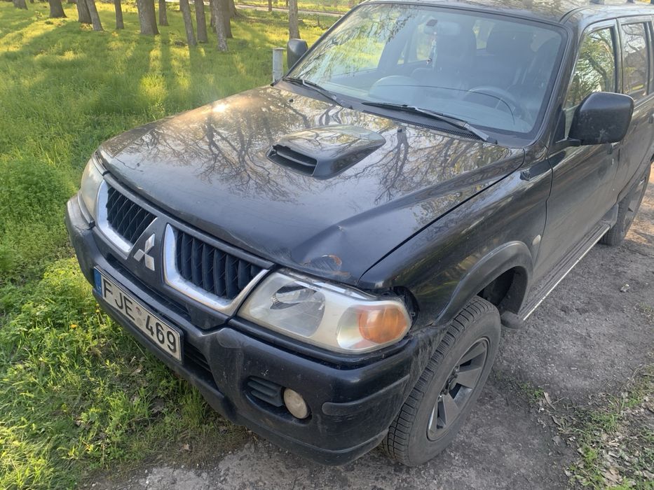 Мицубиси паджеро спорт 2.5тди 2004 год