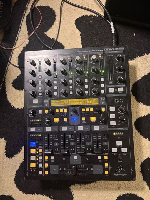Berhinger DDM4000