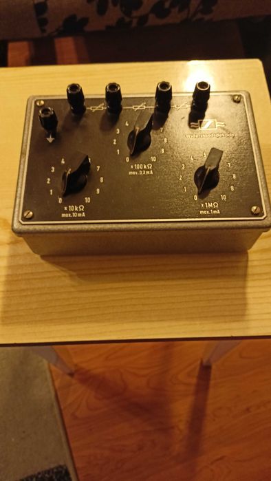 Przyrząd laboratoryjny