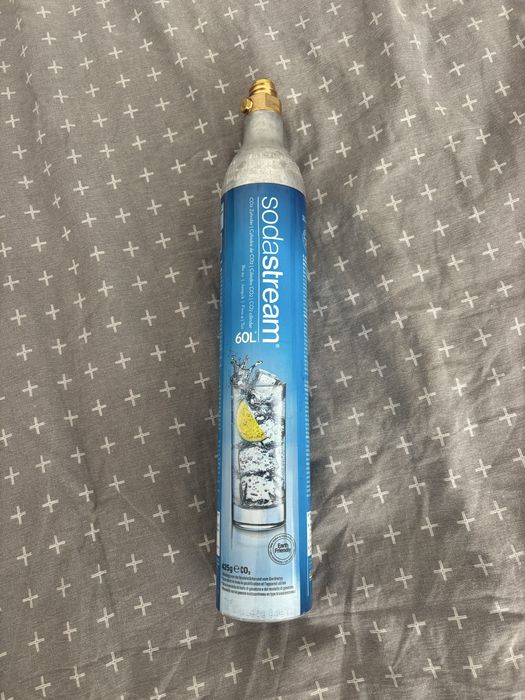 Niebieski pusty cylinder SodaStream pusta butla
