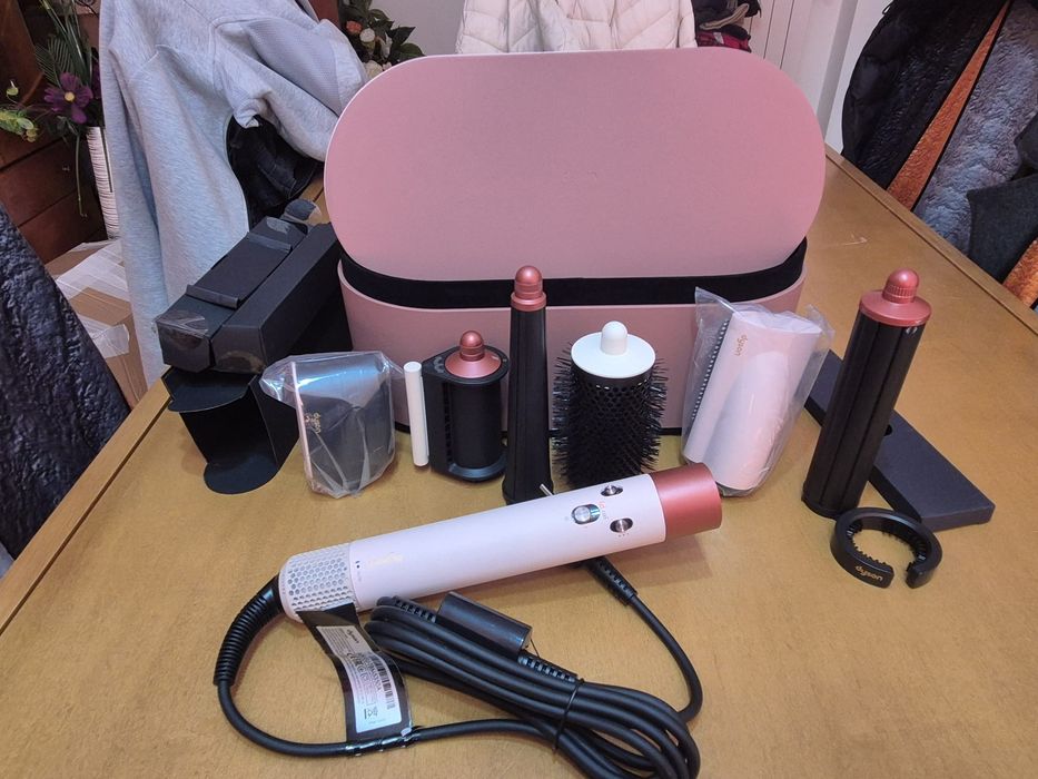 Dyson Airwrap  i.d. Multi-styler
