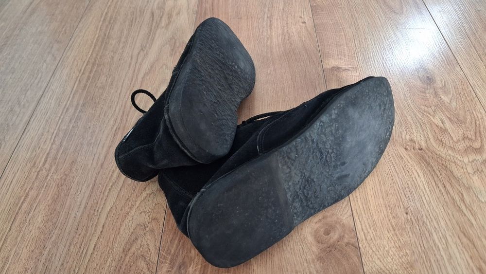Buty nieocieplane zamszowe 25,3 cm