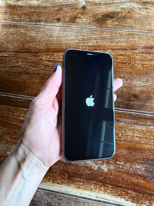 Iphon 11 w super stanie