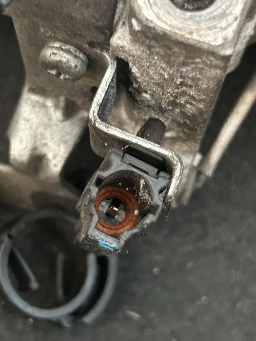 Subaru kod ej204 kompresor klimatyzacji 1 pin