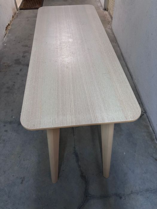 Secretaria Ikea modelo Lisabo