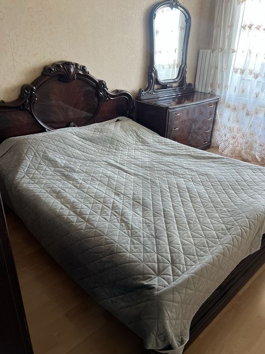 Продам Спальний гарнитур/Италия