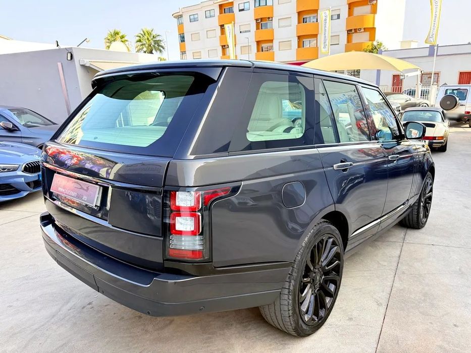 Land Rover Range Rover V8 Supercharged Autobiography Black