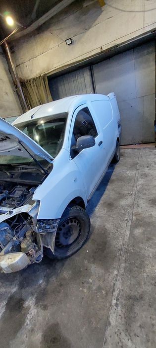Renault Dokker Dacia крило двері доккер розборка шрот