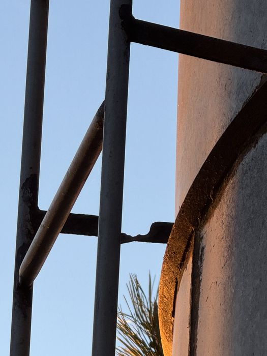 Silo de ração metálico galvanizado ~7,5 ton – Gravidade