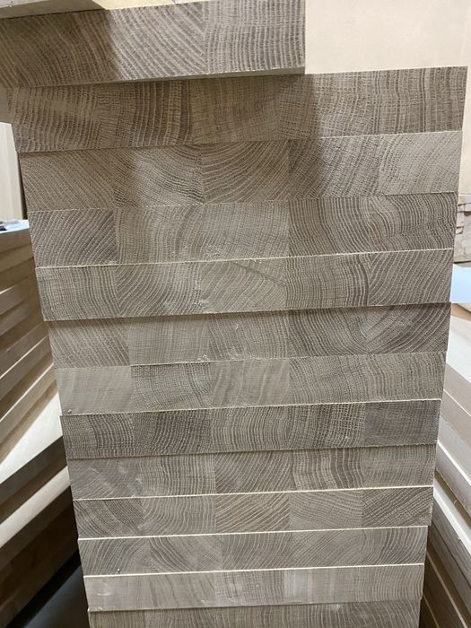 Schody drewniane z litego drewna J