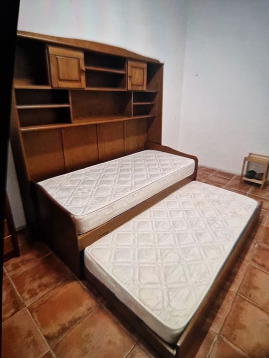 Camas colchoes e mobilias