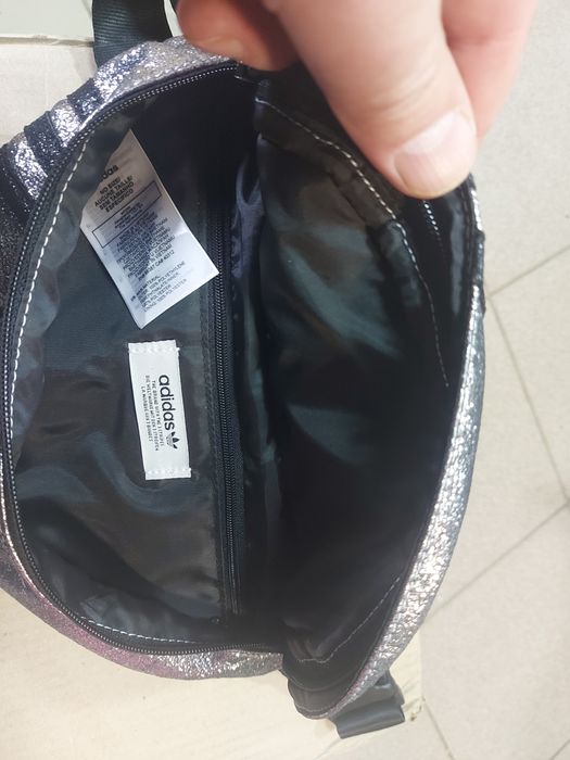 adidas Женская поясная сумка GN2149 Adjustable Silver Metallic/Black