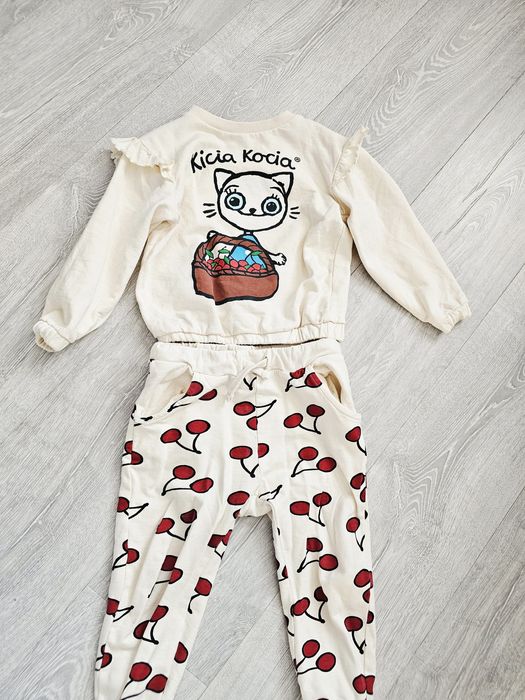 Śliczny komplet dresowy Kicia Kocia 92 Sinsay