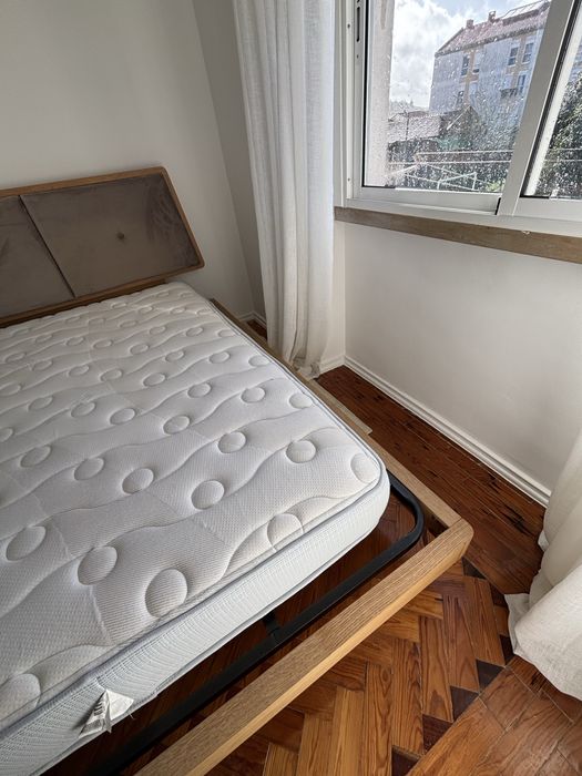 Cama de casal - 140x200