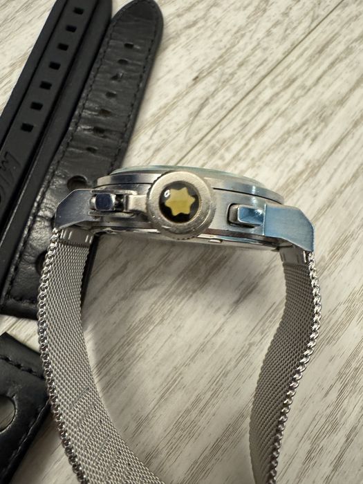 мужские часы-хронограф Montblanc с тахиметром.