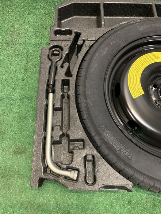 Audi q3 83a 2019-2024 органайзе пінопласт домкрат докатка в багажник