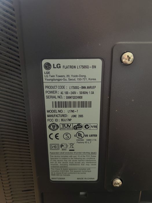 Монітор lg l1750sq