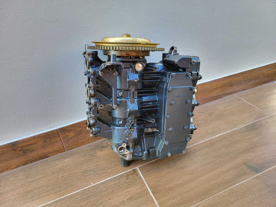 Silnik, główka Yamaha 40 KM 2 suw