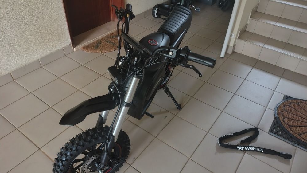 Vendo Iscooter DX5 max nova