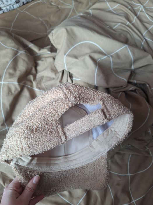 кепка жіноча, кавового відтінку