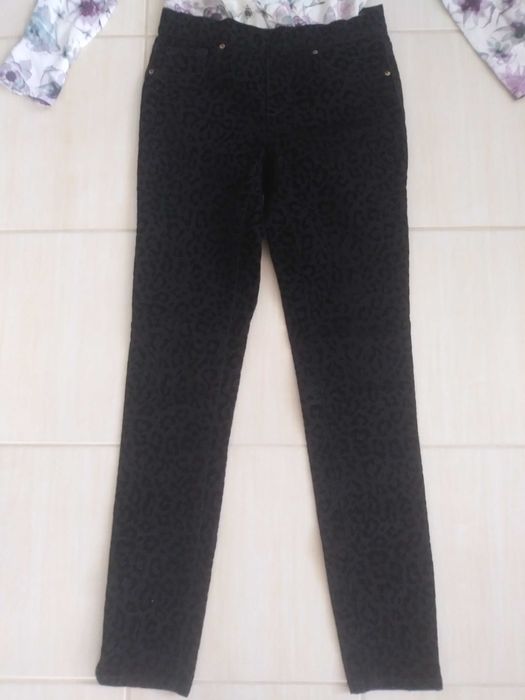 Spodnie Zara Woman Premium Legging Fit.