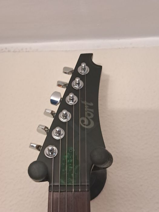 Guitarra elétrica Cort X2 custom428325084574535683