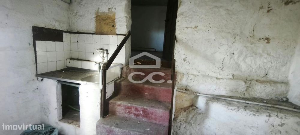 Moradia para Restauro Caldas de Vizela