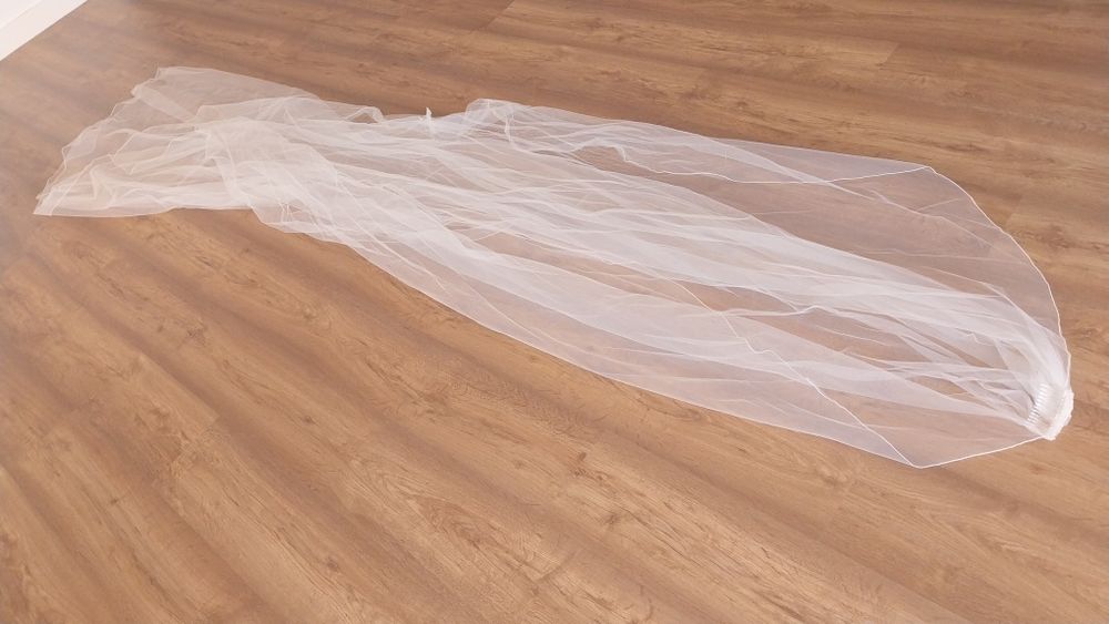 Vestido Noiva como Novo e acessórios